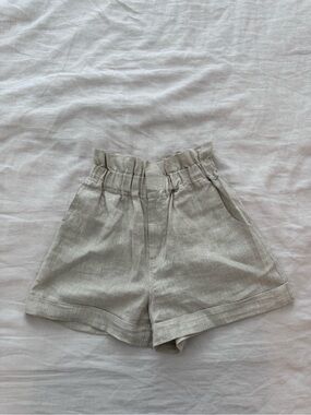 Posse Ducky Paperbag Shorts in Light Taupe